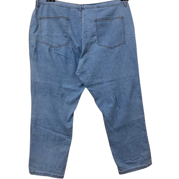 PRETTYLITTLETHING PLUS Light Wash Hi Waist Skinny Jeans Sz 20 - Picture 8 of 15